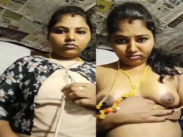 Striptease Tamil Aunty Video Showing Her Topless